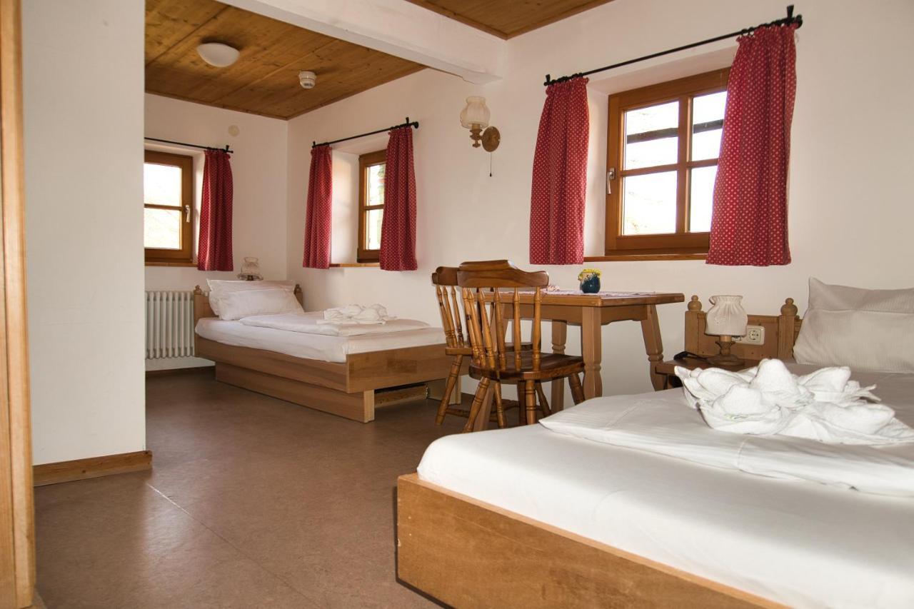 Labenbachhof Freizeit-Schulungs Und Tagungszentrum Руполдинг Екстериор снимка