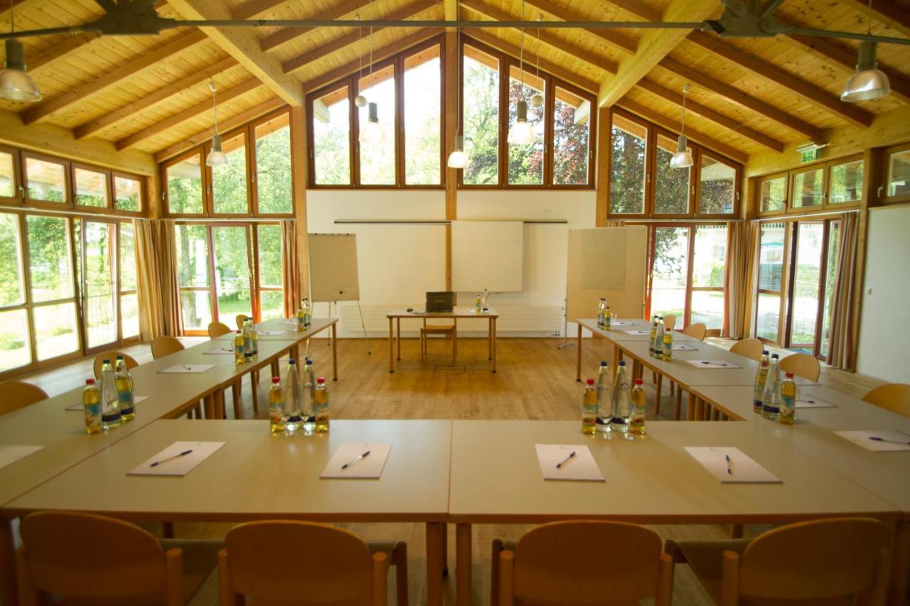 Labenbachhof Freizeit-Schulungs Und Tagungszentrum Руполдинг Екстериор снимка